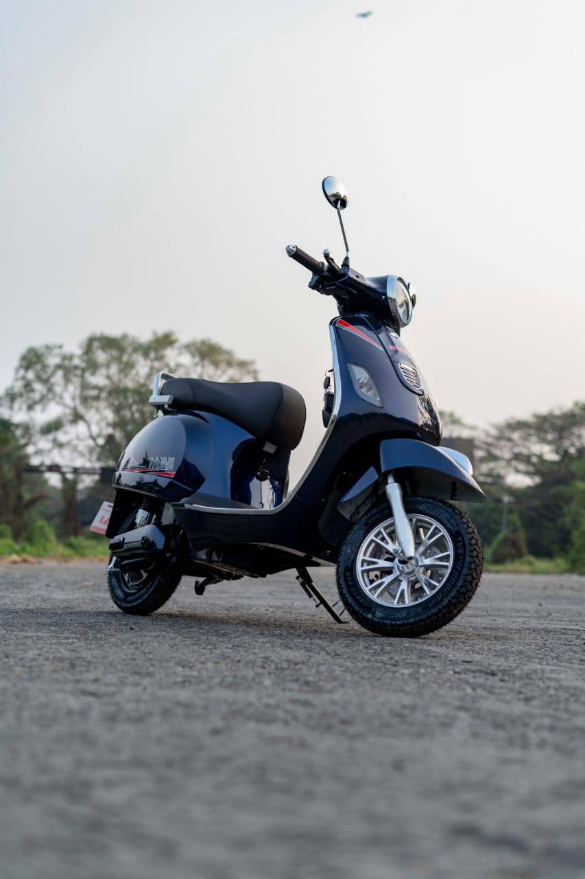 HUGO VOLT ELECTRIC SCOOTER