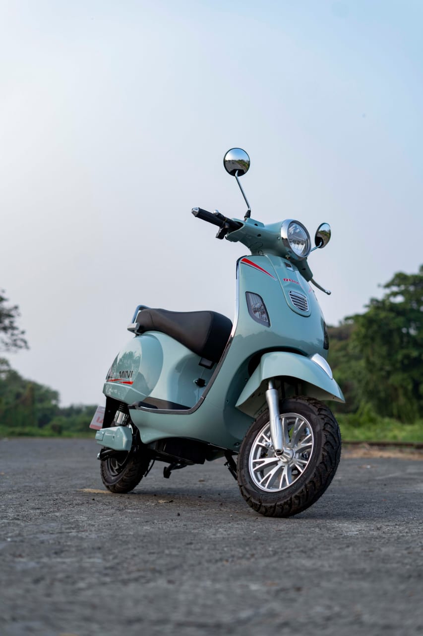 HUGO VOLT ELECTRIC SCOOTER