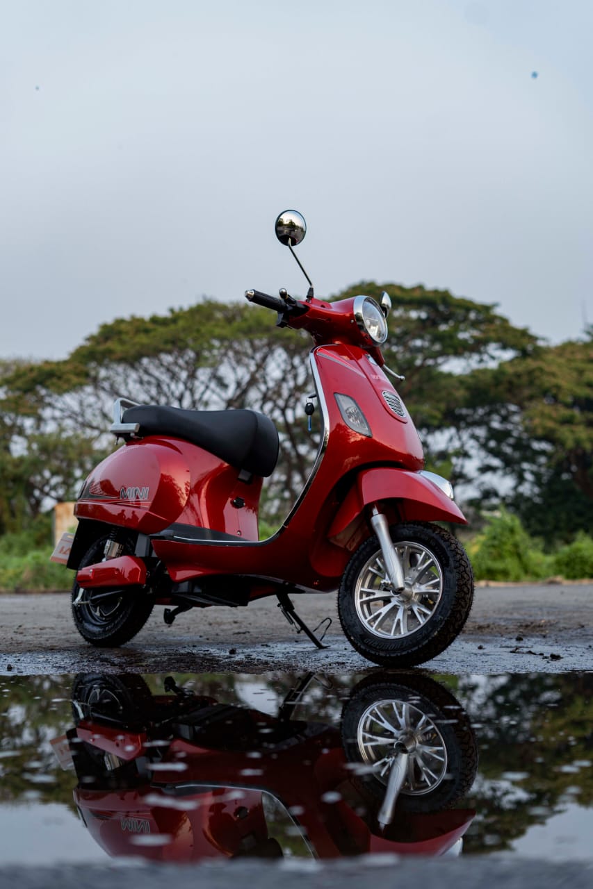 HUGO VOLT ELECTRIC SCOOTER